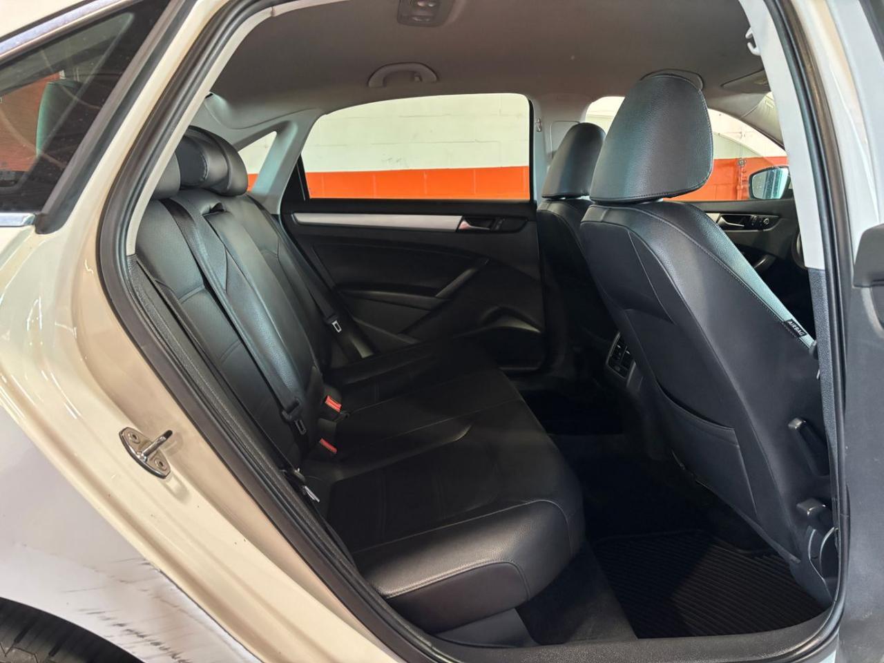 2013 Volkswagen Passat 2.5L SE Franklin OH