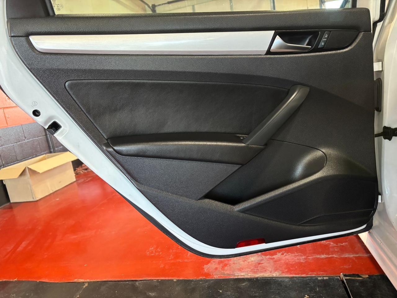 2013 Volkswagen Passat 2.5L SE Franklin OH