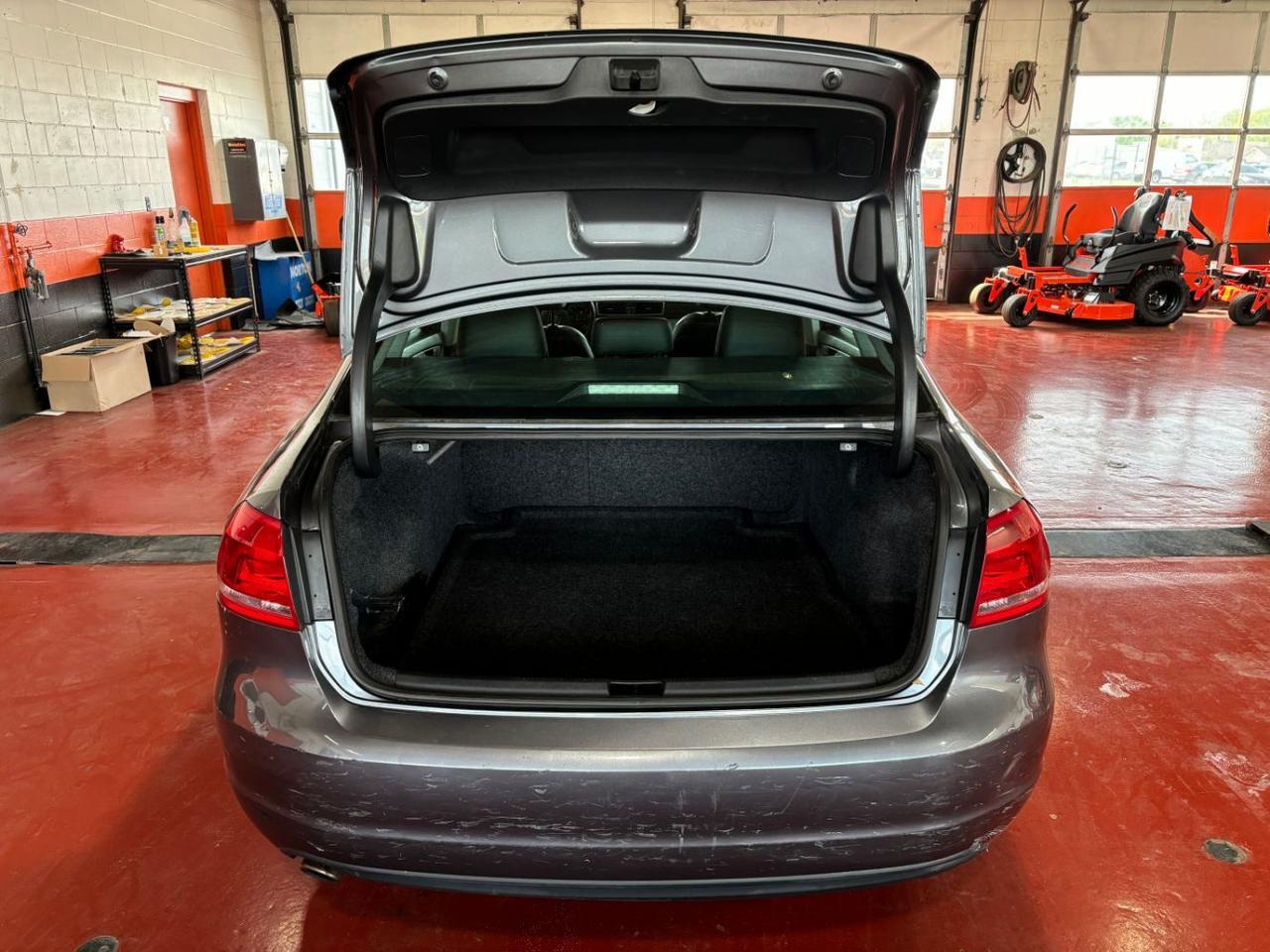 2013 Volkswagen Passat 2.5L SE Franklin OH