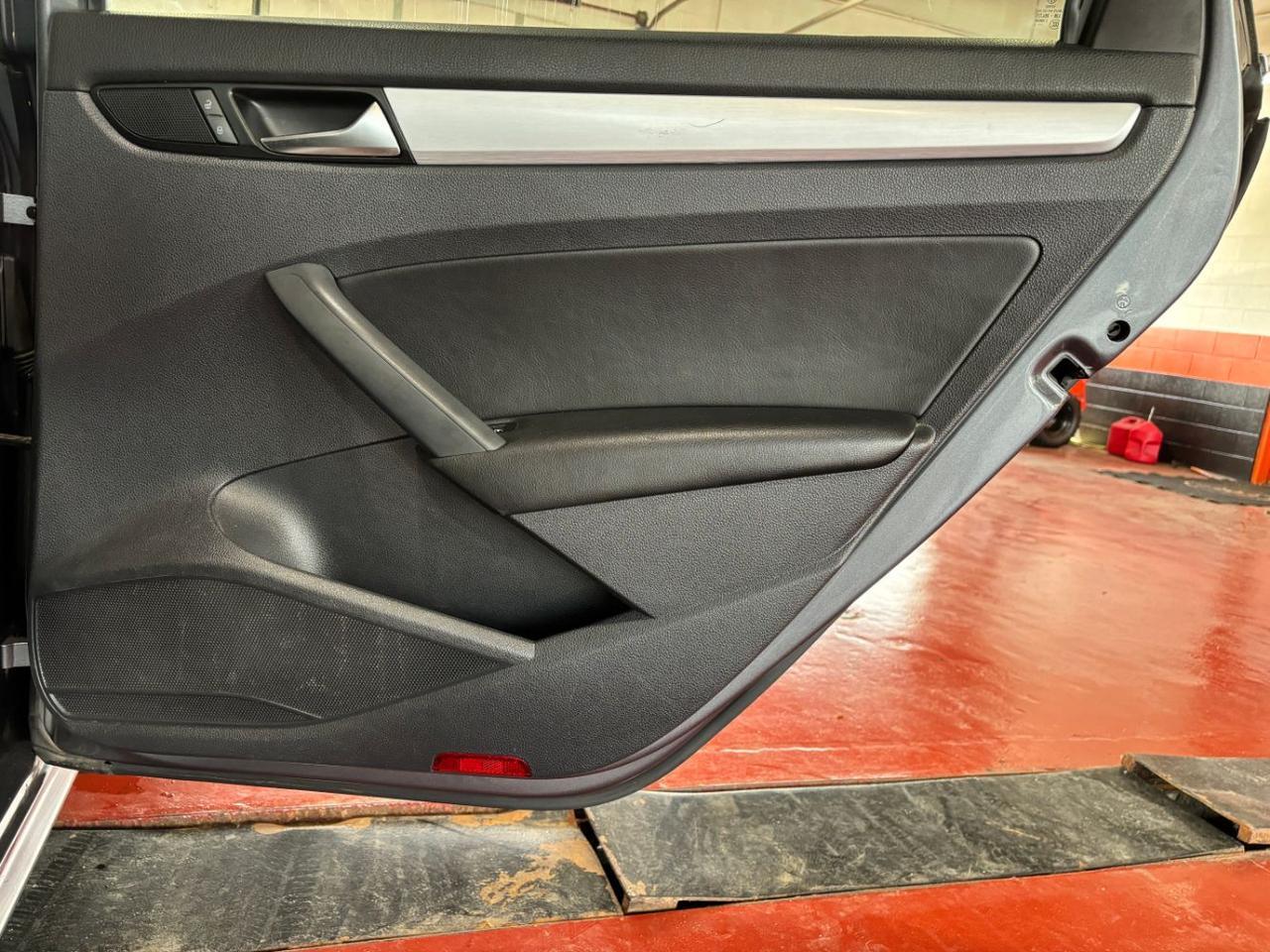 2013 Volkswagen Passat 2.5L SE Franklin OH