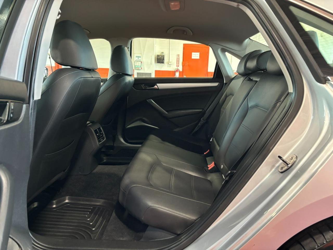 2013 Volkswagen Passat 2.5L SE Franklin OH