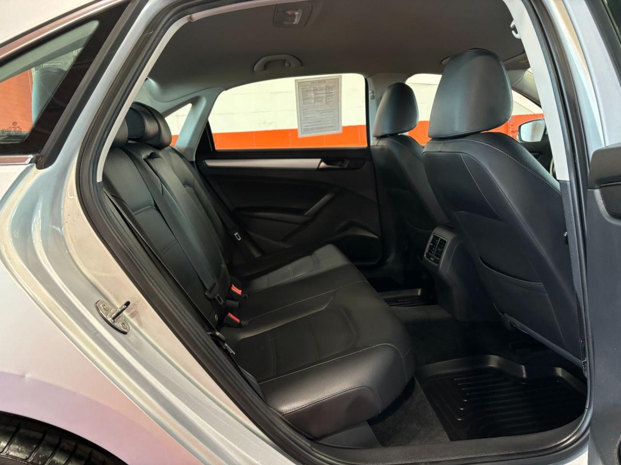 2013 Volkswagen Passat 2.5L SE Franklin OH