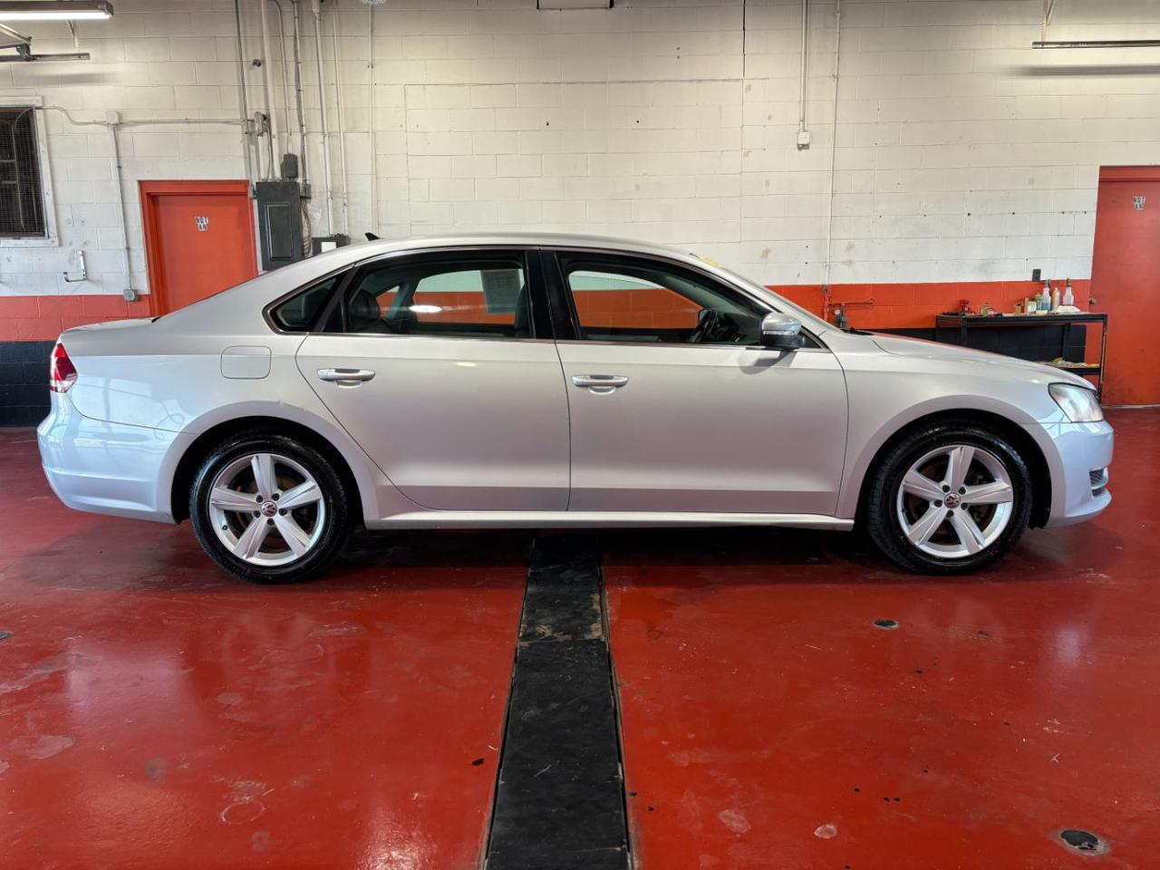 2013 Volkswagen Passat 2.5L SE Franklin OH