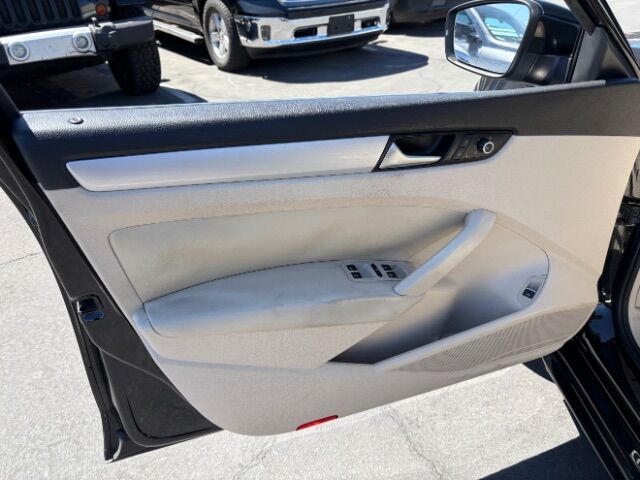 2013 Volkswagen Passat 2.5L SE Mesa AZ