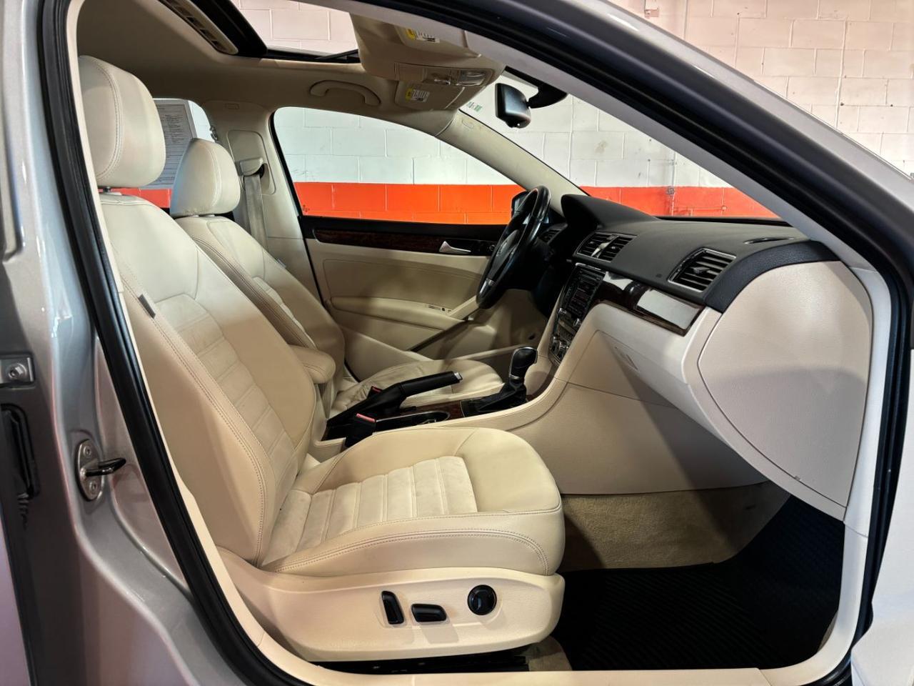 2013 Volkswagen Passat 2.5L SEL Premium Franklin OH