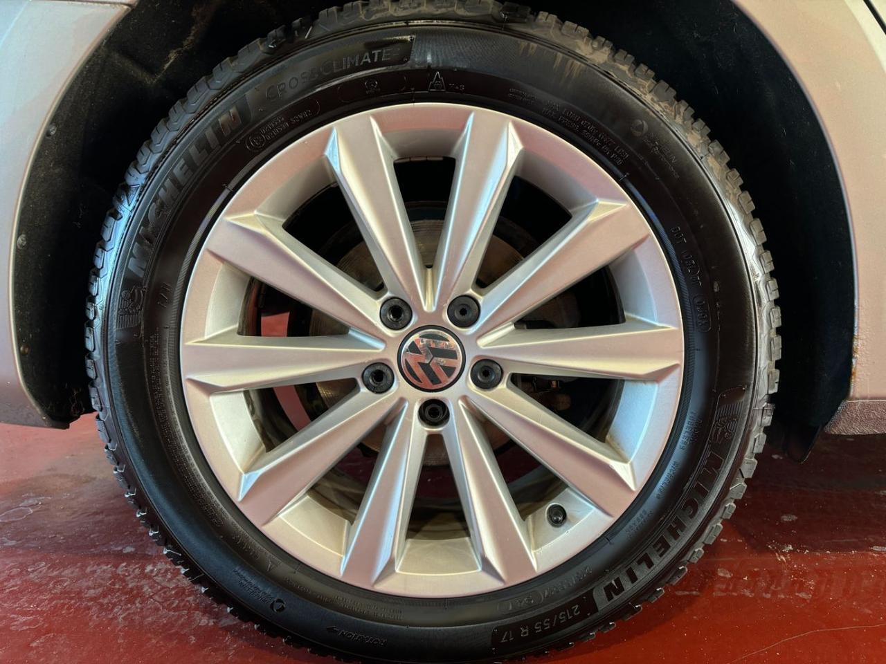 2013 Volkswagen Passat 2.5L SEL Premium Franklin OH