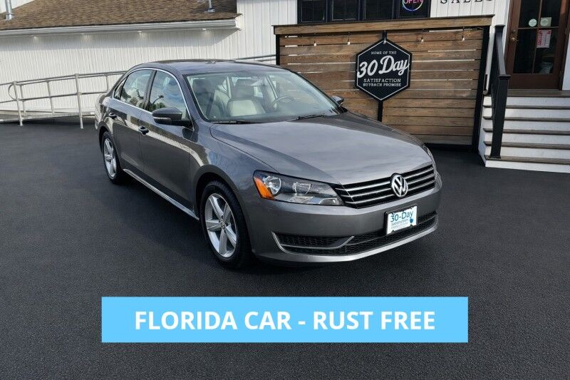 2013 Volkswagen Passat SE - FLORIDA CAR - RUST FREE - WELL MAINTAINED