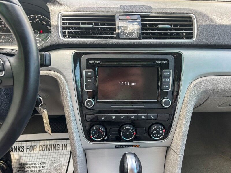 2013 Volkswagen Passat SE Wilmington NC