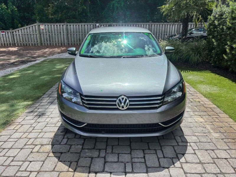 2013 Volkswagen Passat SE