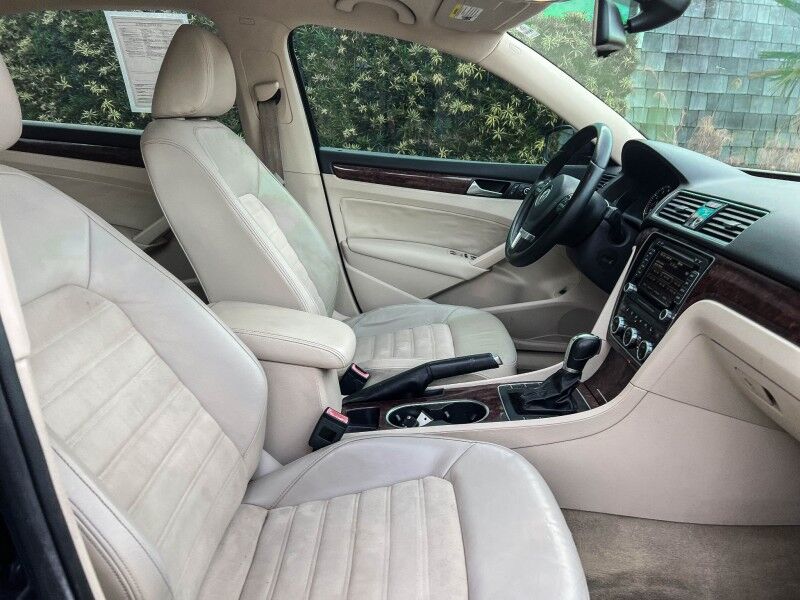 2013 Volkswagen Passat SEL Wilmington NC