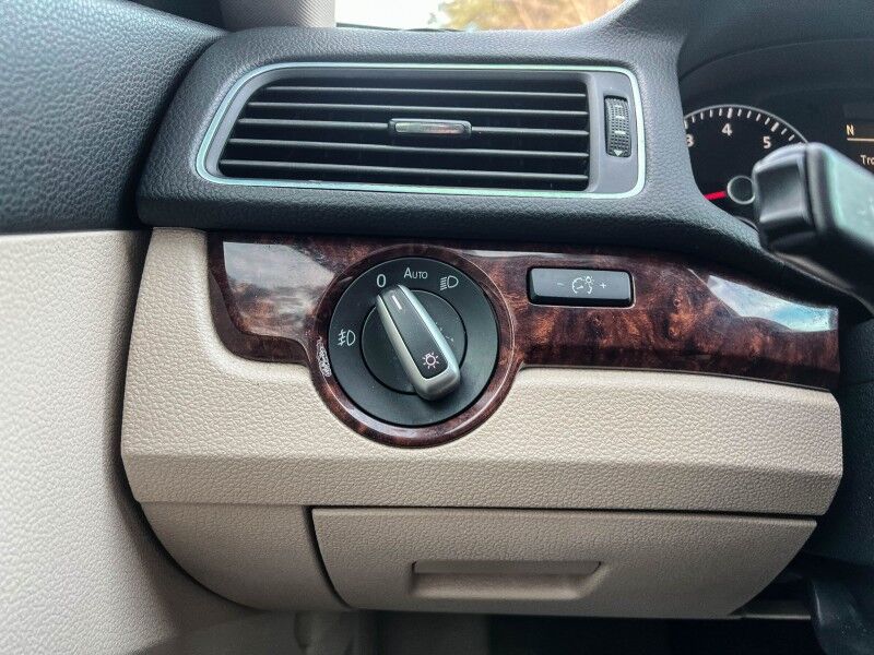 2013 Volkswagen Passat SEL Wilmington NC