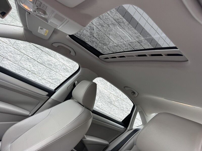 2013 Volkswagen Passat TDI SE w/Sunroof & Nav Willow Grove PA