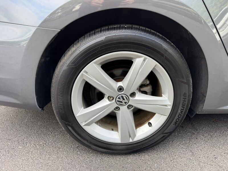 2013 Volkswagen Passat TDI SE w/Sunroof & Nav Willow Grove PA
