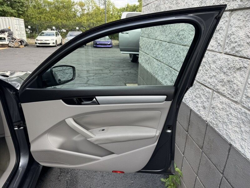 2013 Volkswagen Passat TDI SE w/Sunroof & Nav Willow Grove PA