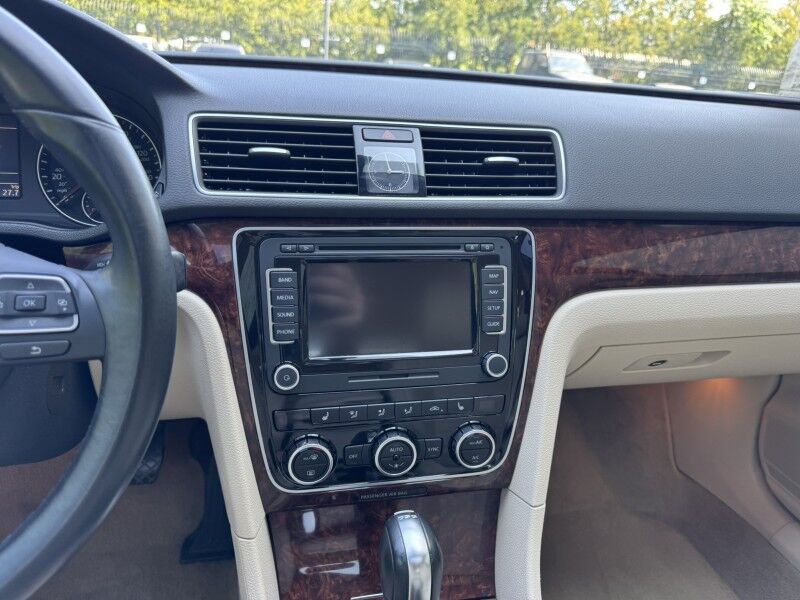 2013 Volkswagen Passat TDI SEL Premium Willow Grove PA