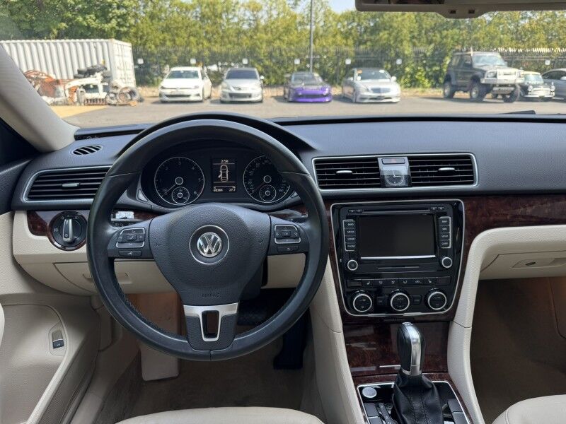 2013 Volkswagen Passat TDI SEL Premium Willow Grove PA
