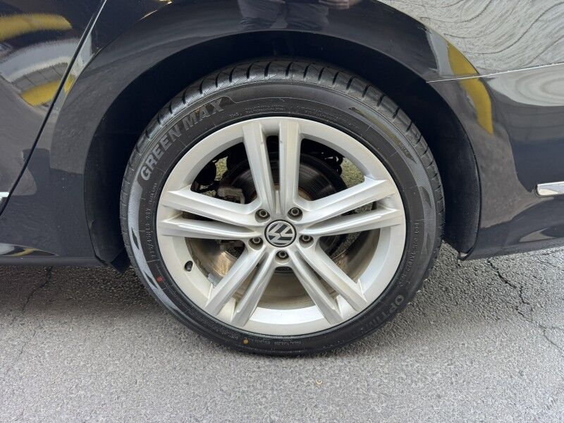 2013 Volkswagen Passat TDI SEL Premium Willow Grove PA