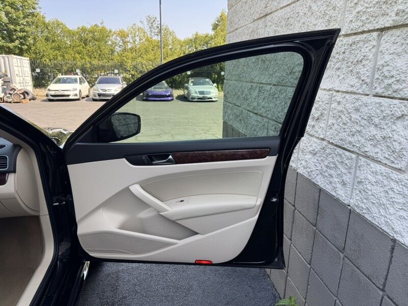 2013 Volkswagen Passat TDI SEL Premium Willow Grove PA
