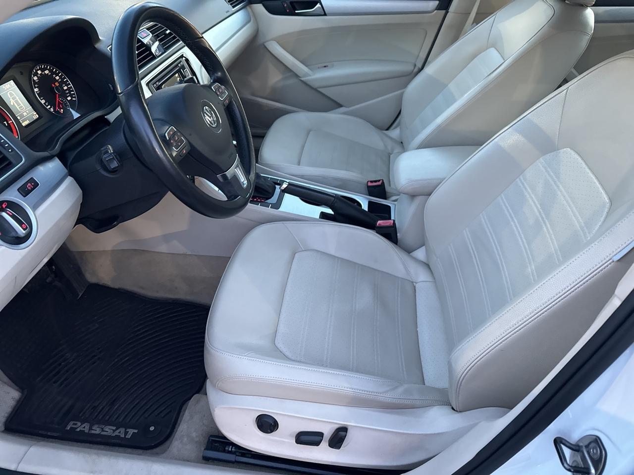 2013 Volkswagen Passat V6 SE Warrenton VA