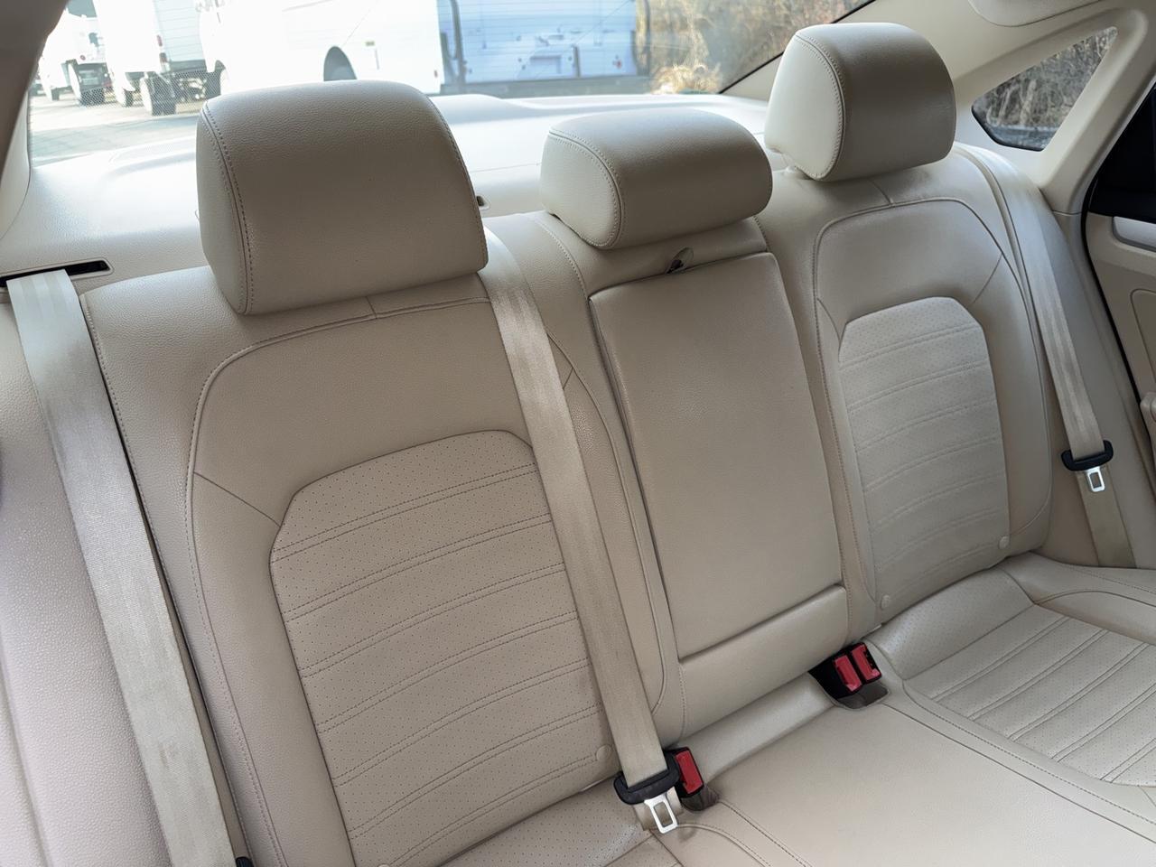 2013 Volkswagen Passat V6 SE Warrenton VA