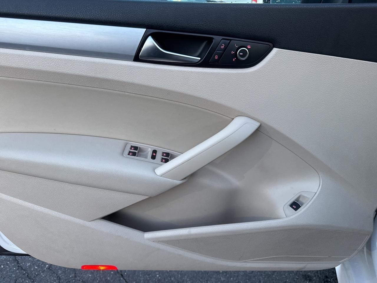 2013 Volkswagen Passat V6 SE Warrenton VA