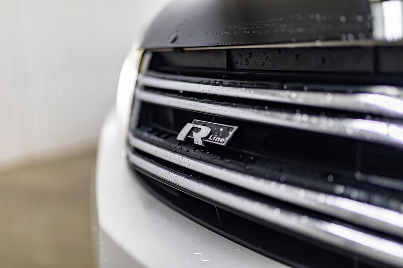 2013 Volkswagen Tiguan 4Motion Highline R-Line Leather Roof Nav Red Deer AB