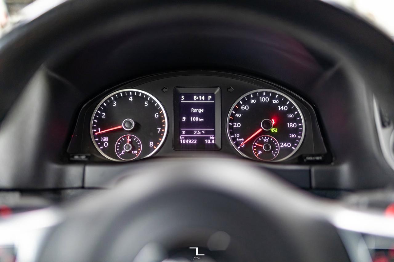 2013 Volkswagen Tiguan 4Motion Highline R-Line Leather Roof Nav Red Deer AB