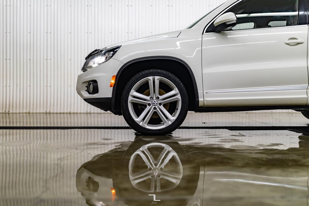 2013 Volkswagen Tiguan 4Motion Highline R-Line Leather Roof Nav Red Deer AB