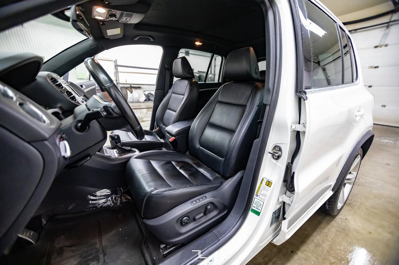 2013 Volkswagen Tiguan 4Motion Highline R-Line Leather Roof Nav Red Deer AB