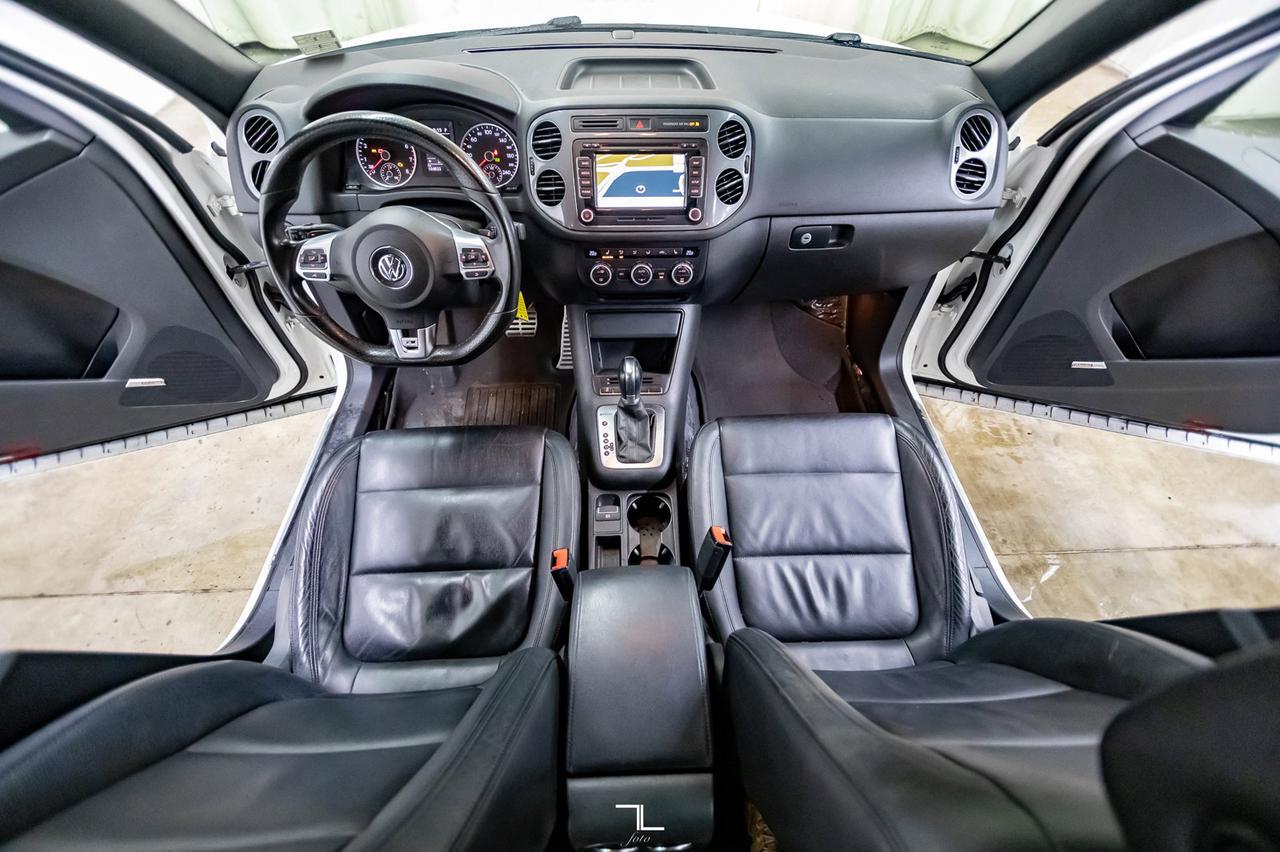 2013 Volkswagen Tiguan 4Motion Highline R-Line Leather Roof Nav Red Deer AB