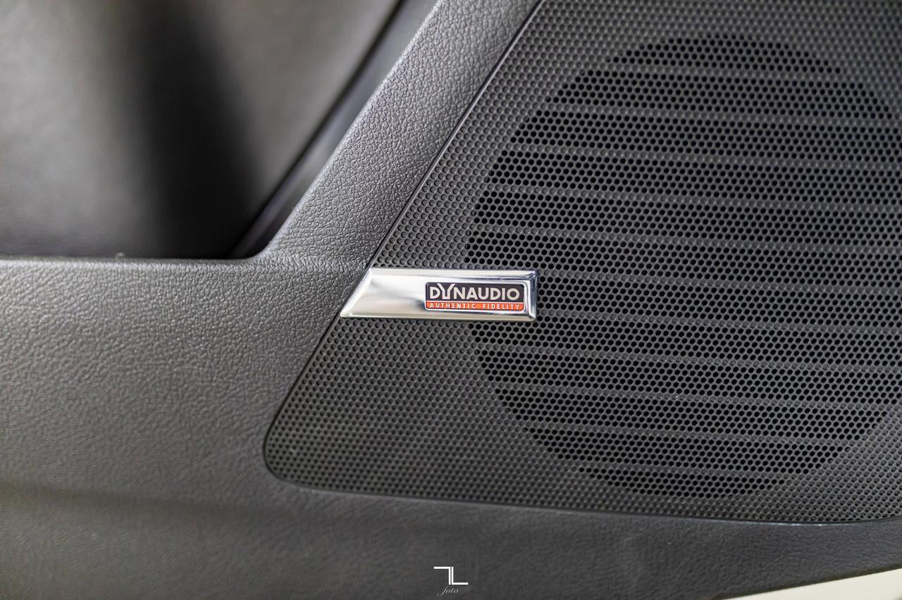 2013 Volkswagen Tiguan 4Motion Highline R-Line Leather Roof Nav Red Deer AB