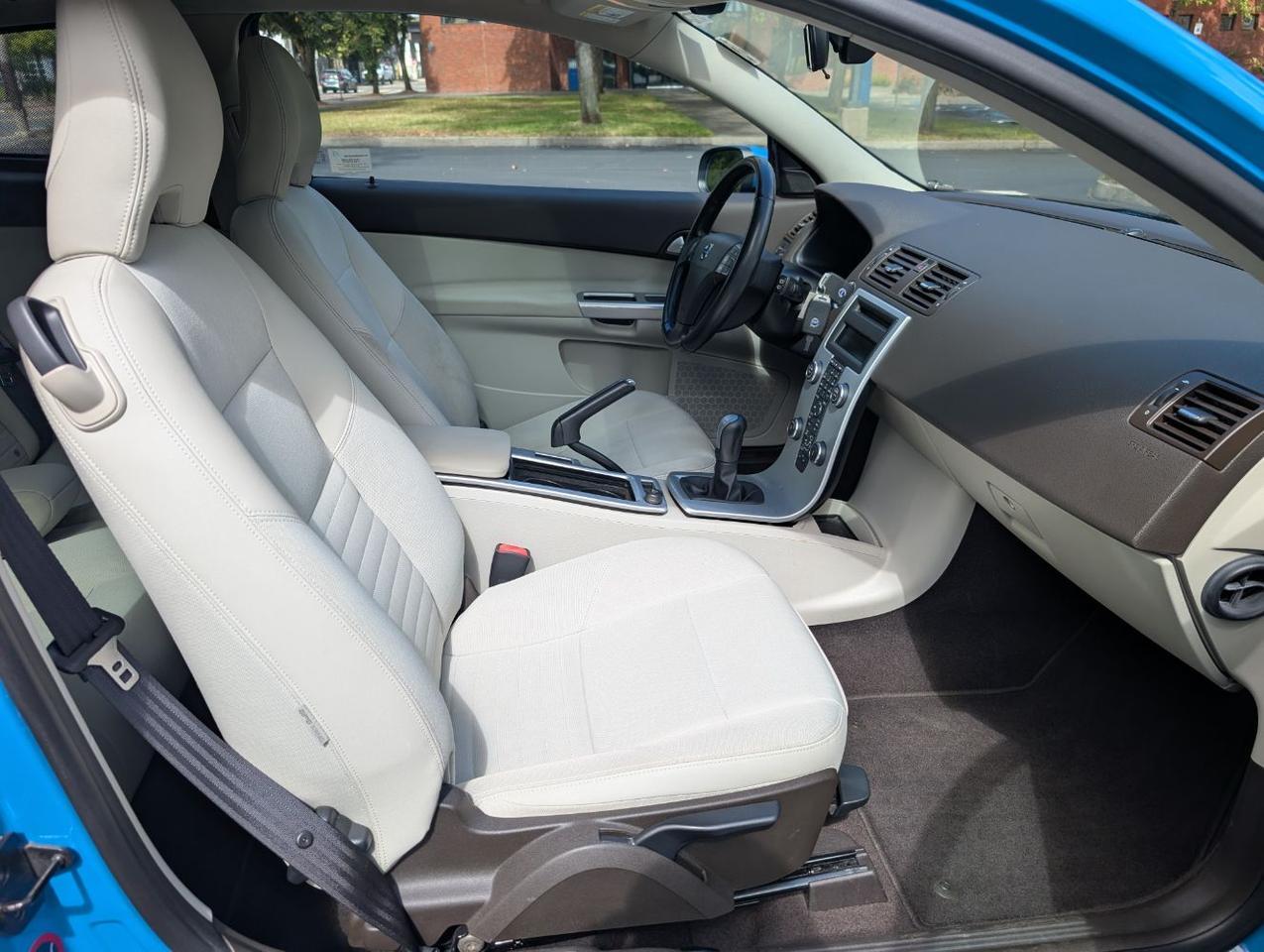 2013 Volvo C30 T5 Premier Plus | 6-Speed Manual, Rebel Blue, One Local Owner, Overseas Delivery Portland OR