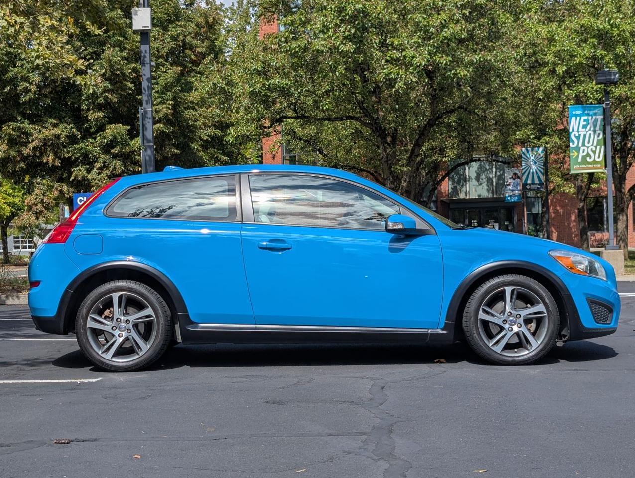 2013 Volvo C30 T5 Premier Plus | 6-Speed Manual, Rebel Blue, One Local Owner, Overseas Delivery Portland OR