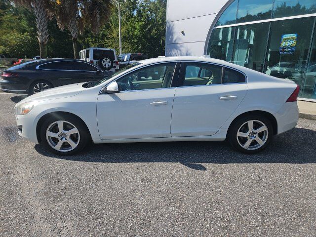 2013 Volvo S60 T5