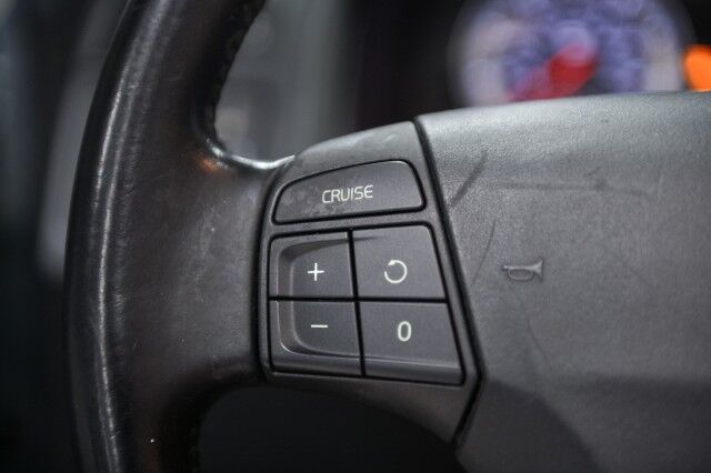 2013 Volvo T5 Premier Plus 2dr Convertible Chicago IL