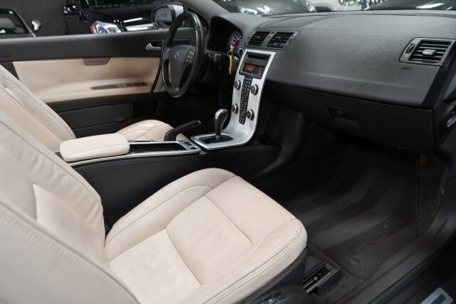 2013 Volvo T5 Premier Plus 2dr Convertible Chicago IL