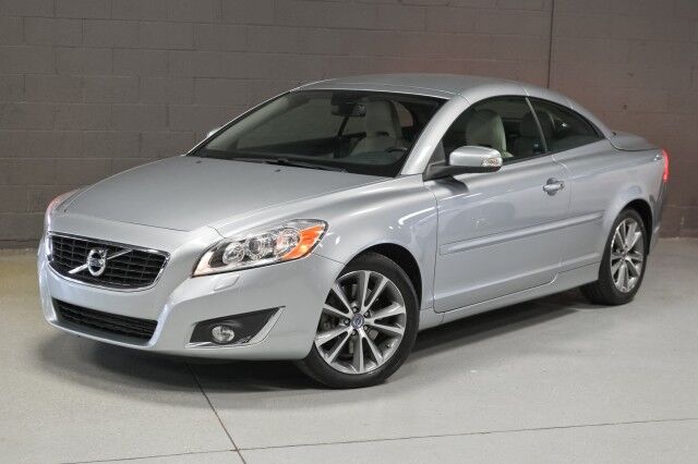 2013 Volvo T5 Premier Plus 2dr Convertible Chicago IL