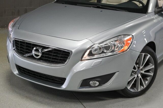2013 Volvo T5 Premier Plus 2dr Convertible Chicago IL