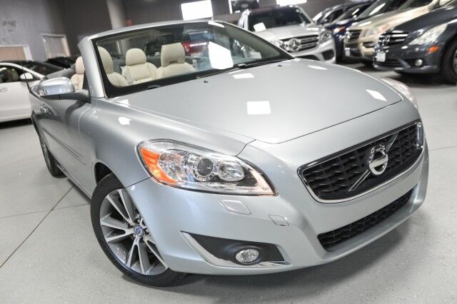 2013 Volvo T5 Premier Plus 2dr Convertible Chicago IL