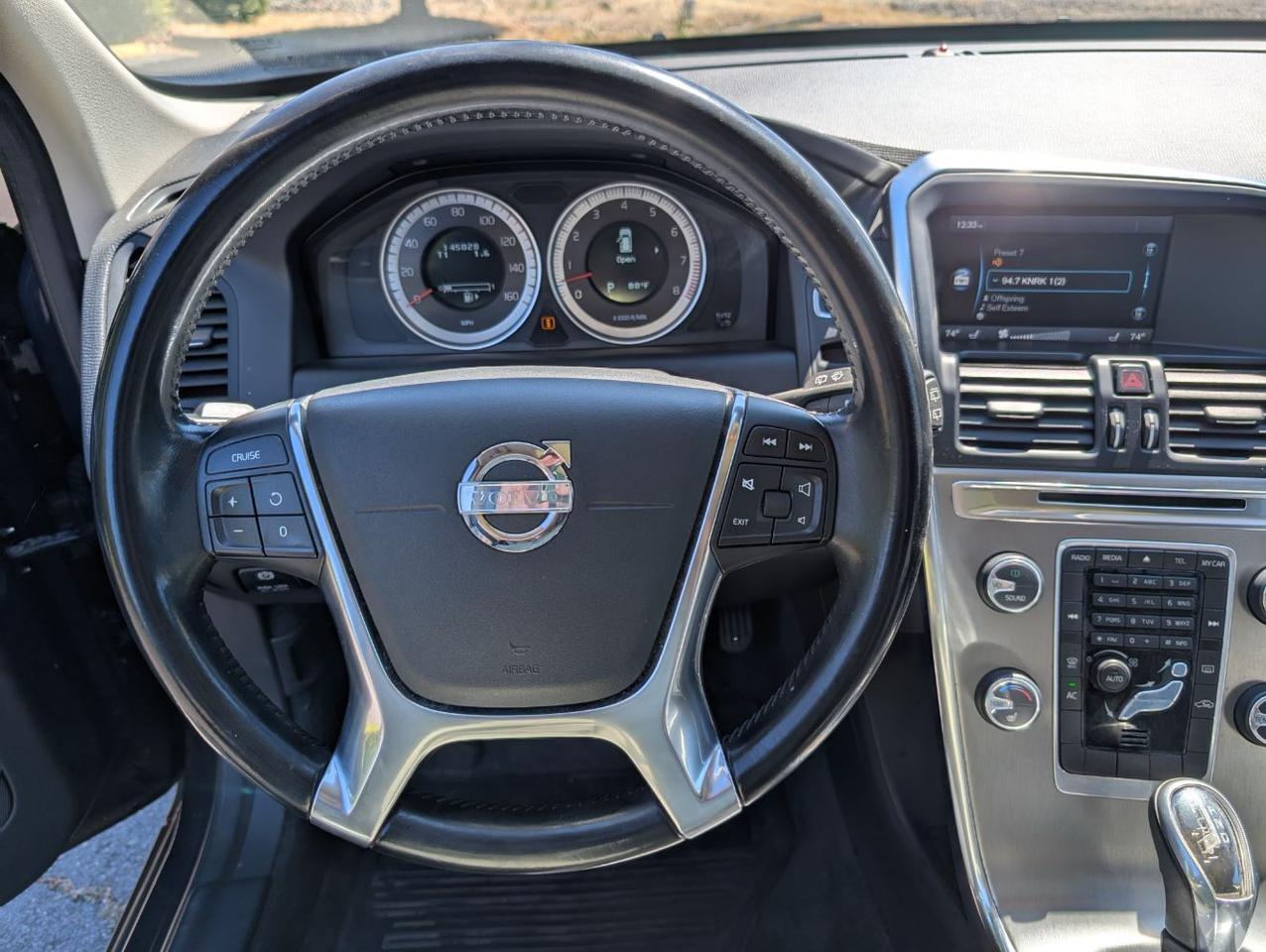 2013 Volvo XC60 T6 AWD Premier w/High Performance Audio, Moon Roof, Leather Interior & Heated Seats Portland OR