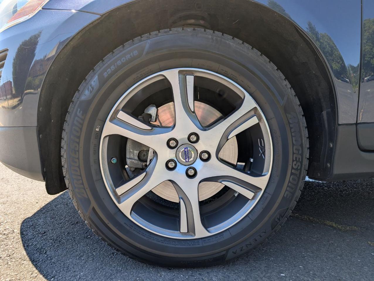 2013 Volvo XC60 T6 AWD Premier w/High Performance Audio, Moon Roof, Leather Interior & Heated Seats Portland OR