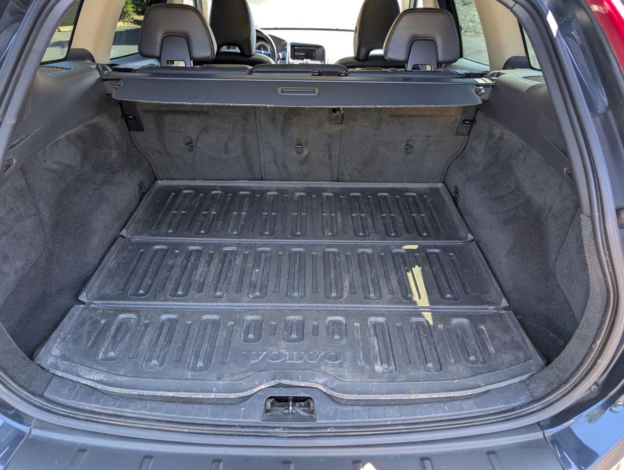 2013 Volvo XC60 T6 AWD Premier w/High Performance Audio, Moon Roof, Leather Interior & Heated Seats Portland OR