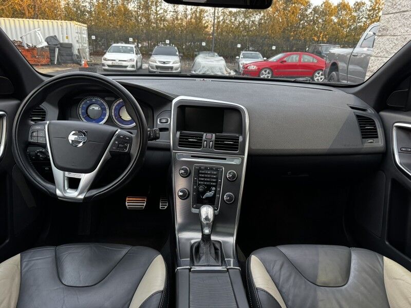 2013 Volvo XC60 T6 R-Design Premier Plus Willow Grove PA