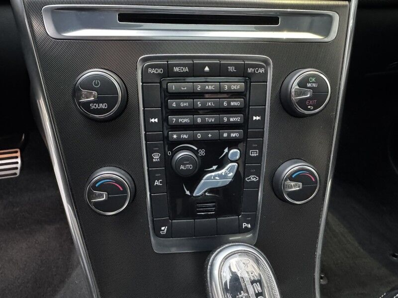 2013 Volvo XC60 T6 R-Design Premier Plus Willow Grove PA