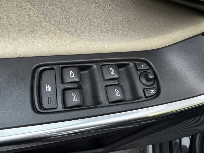 2013 Volvo XC60 T6 R-Design Premier Plus Willow Grove PA