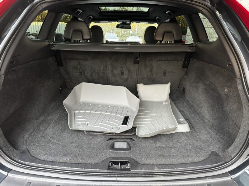 2013 Volvo XC60 T6 R-Design Premier Plus Willow Grove PA