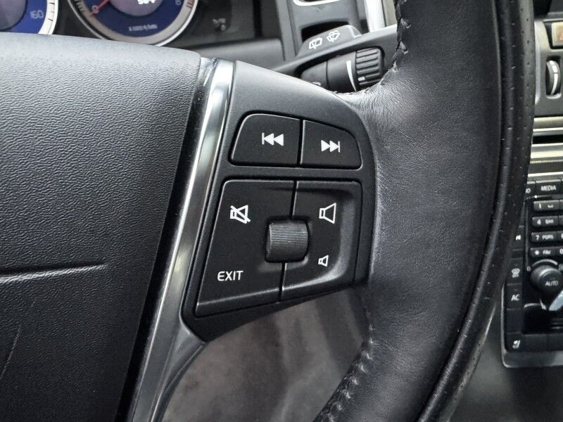 2013 Volvo XC60 T6 R-Design Premier Plus Willow Grove PA