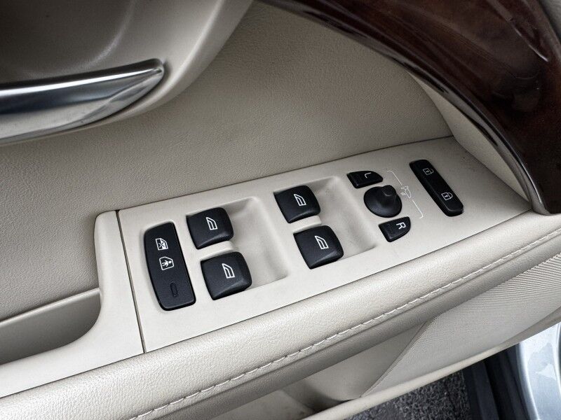 2013 Volvo XC70 3.2L Willow Grove PA