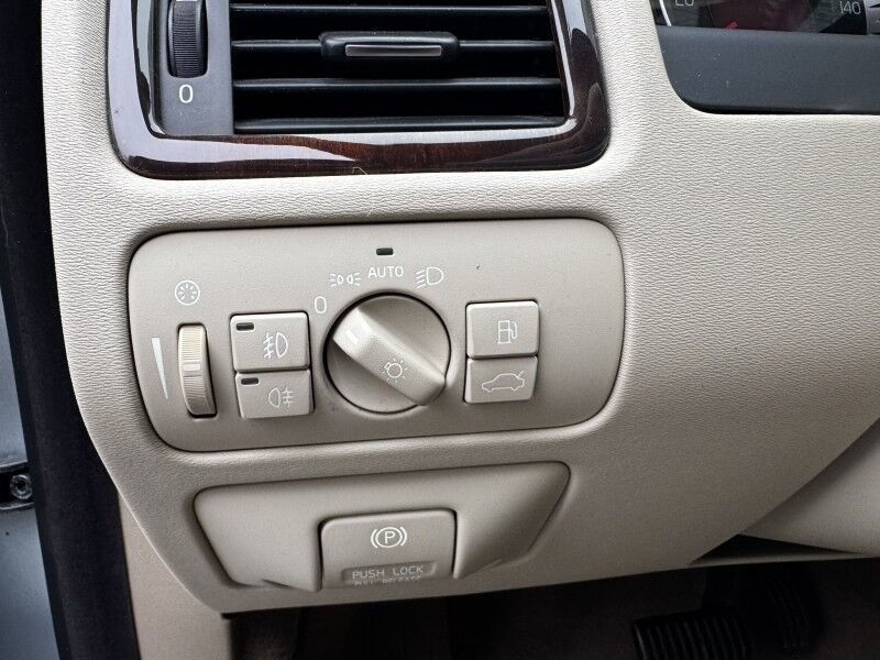 2013 Volvo XC70 3.2L Willow Grove PA