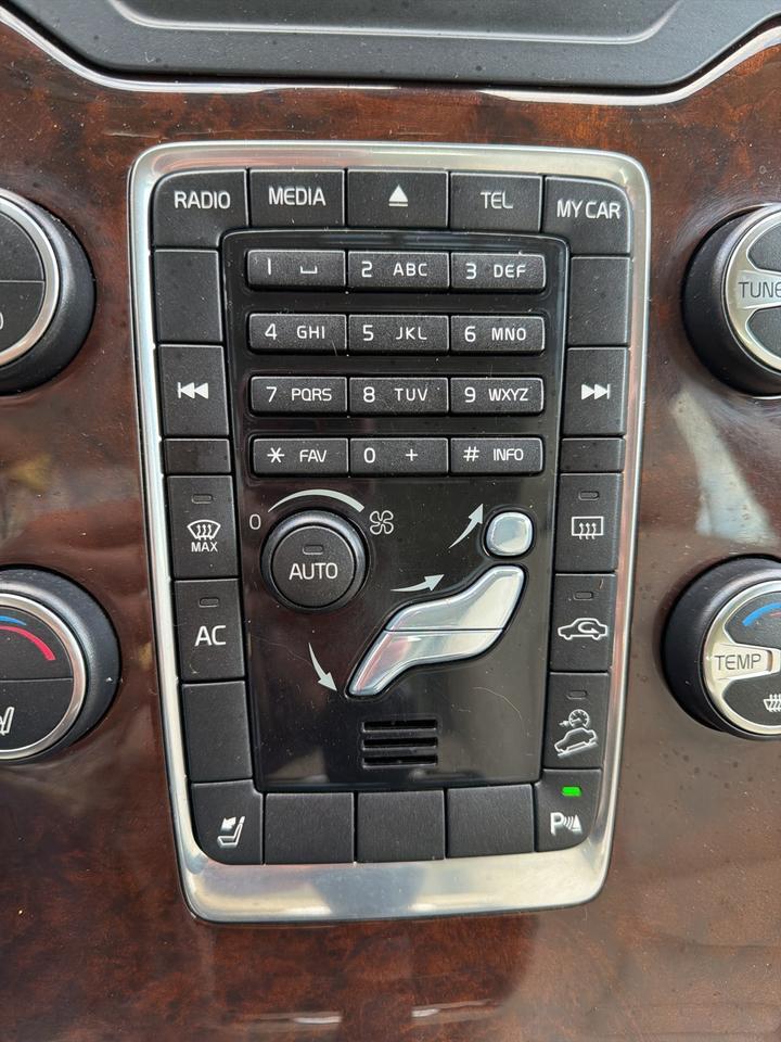 2013 Volvo XC70 T6 Bend OR